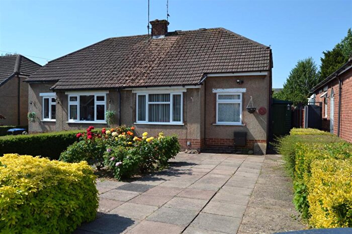 2 Bedroom Semi-Detached Bungalow To Rent In Fir Tree Walk, Market Harborough, LE16