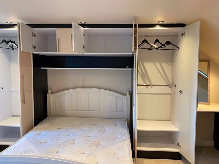 1 Bedroom Property To Rent In Canterbury Avenue, Cranbrook, Ilford, IG1