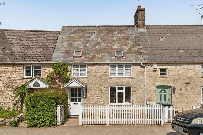 3 Bedroom Terraced House For Sale In The Terrace, Martinstown, DT2