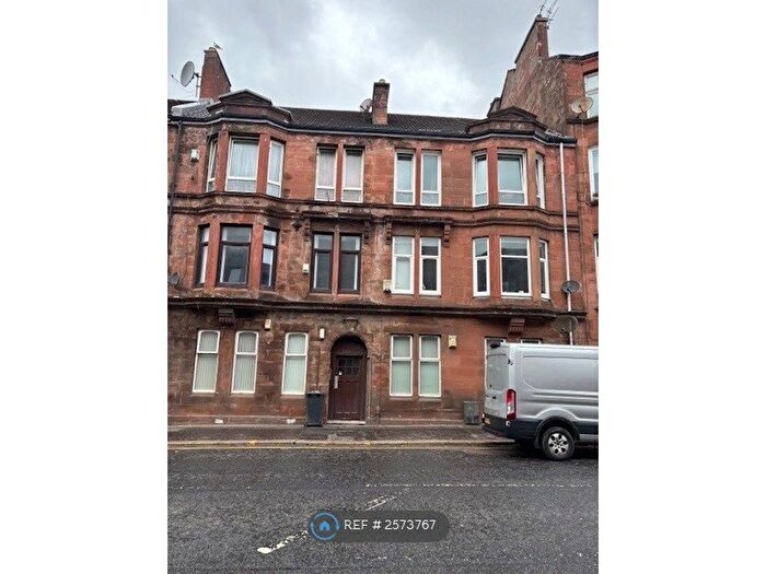 2 Bedroom Flat To Rent In Neilston Road, Paisley, PA2