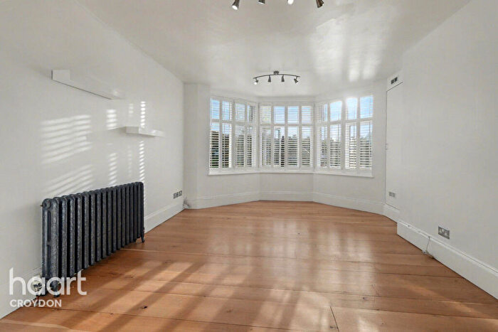 2 Bedroom Flat To Rent In Croham Road, South Croydon, CR2