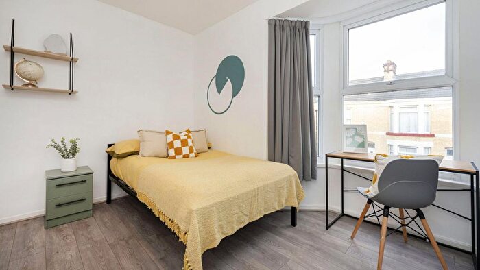 5 Bedroom Terraced House To Rent In , Connaught Road, Liverpool, L7