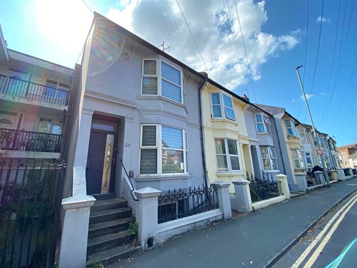 1 Bedroom Flat To Rent In Upper Lewes Road, Brighton, BN2