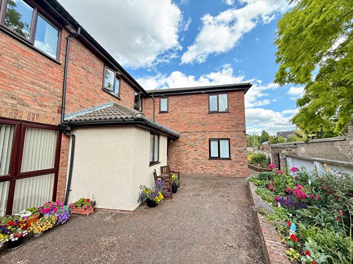 1 Bedroom Flat To Rent In Woodley Court, Godmanchester, PE29