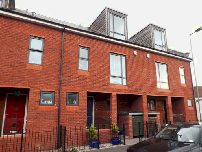 4 Bedroom Terraced House To Rent In Ashley Mews, Avonmouth, BS11