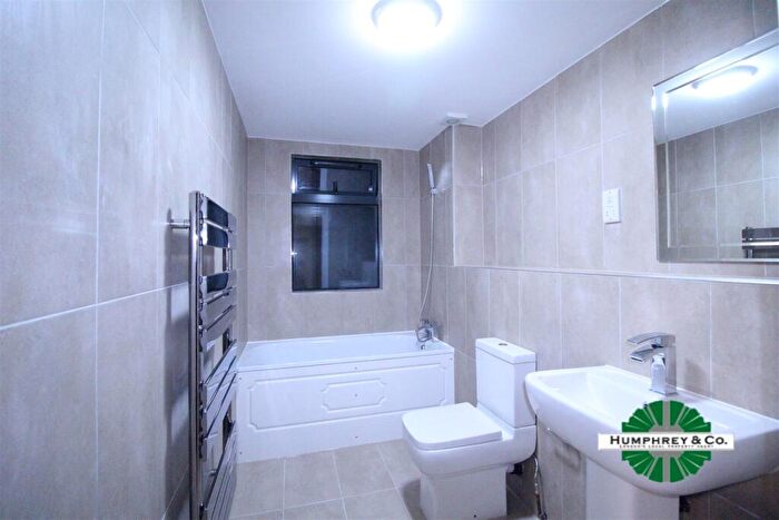 3 Bedroom Flat To Rent In Charter House, High Road, IG1
