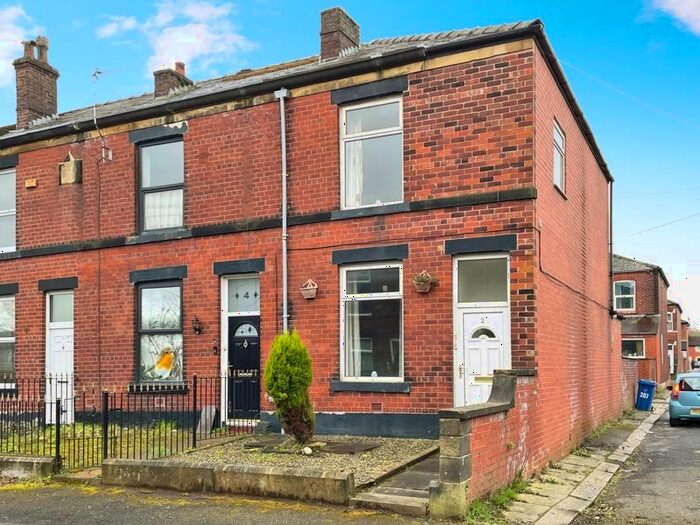 3 Bedroom Terraced House For Sale In Stephen Street South, Bury, BL8