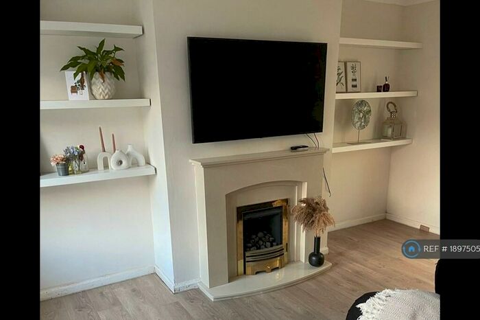 3 Bedroom Terraced House To Rent In Monsal Avenue, Salford, M7