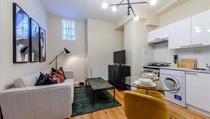 1 Bedroom Flat To Rent In Park Road, St Johns Wood, NW8