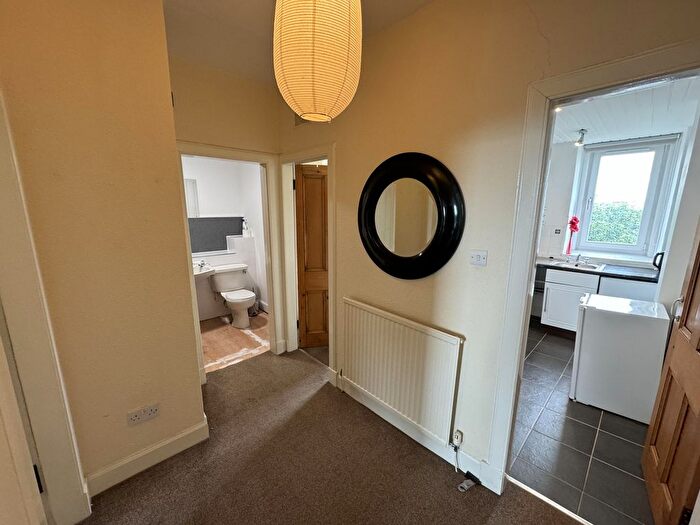 2 Bedroom Flat To Rent In Roseangle, Flat /R, Dundee, DD1