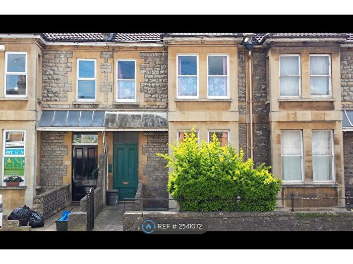 2 Bedroom Maisonette To Rent In Newbridge Road, Bath, BA1