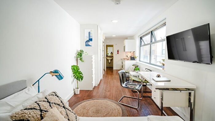 1 Bedroom Flat To Rent In Albany St, London, NW1