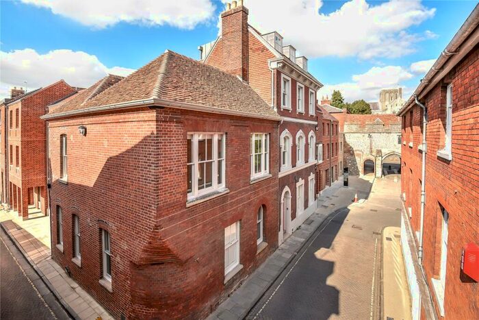 3 Bedroom Terraced House To Rent In Canon Street, Winchester, Hampshire, SO23