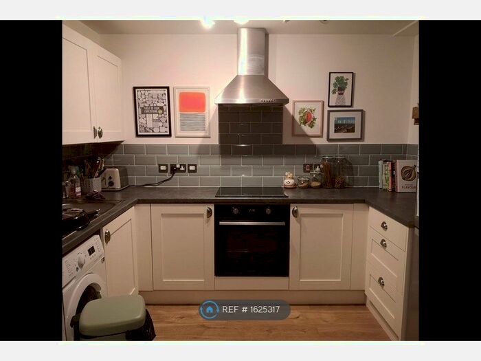 2 Bedroom Flat To Rent In Lydia Ann Street, Liverpool, L1