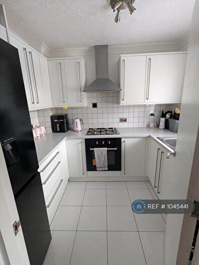 3 Bedroom Terraced House To Rent In Queens Pine, Bracknell, RG12