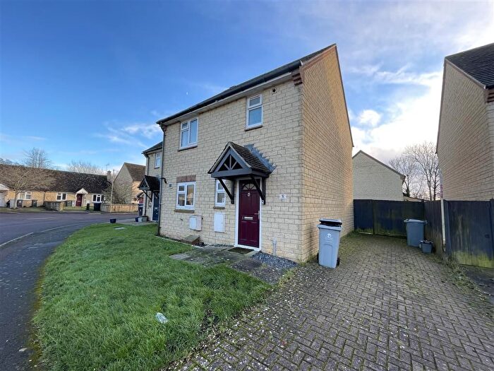 3 Bedroom End Of Terrace House For Sale In Blankstone Close, Eynsham, Witney, OX29