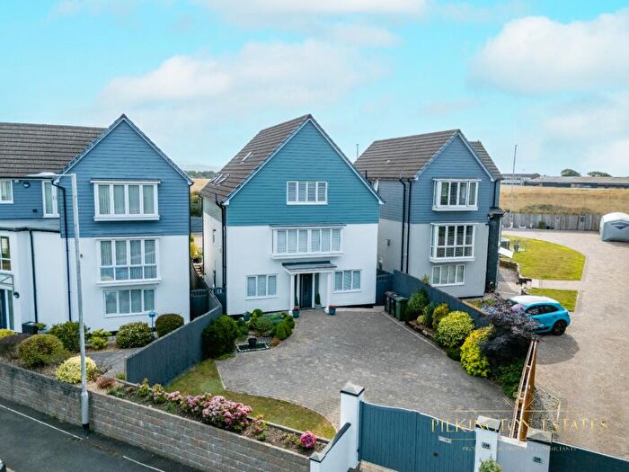 5 Bedroom Detached House For Sale In Derriford, Plymouth, Devon, PL6