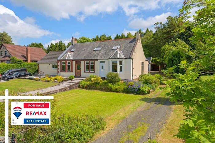 3 Bedroom Semi-Detached House For Sale In Harburn, West Calder, EH55