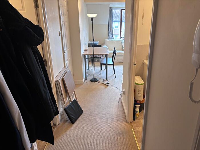 1 Bedroom Apartment To Rent In Grosvenor Rpad, Southampton, SO17