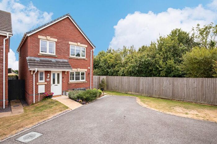 3 Bedroom Detached House For Sale In Clos Yr Eryr, Parc Derwen, Bridgend, CF35