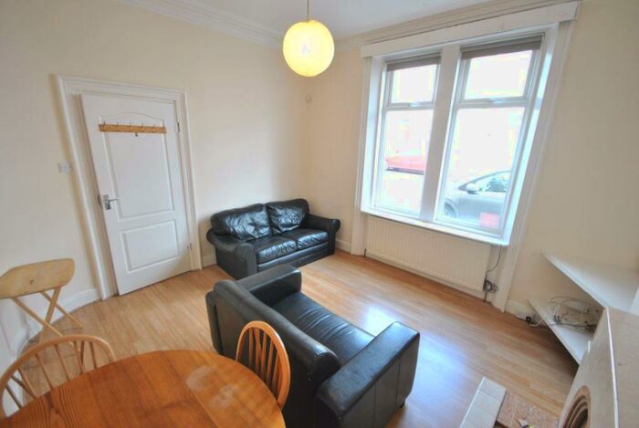 4 Bedroom Property To Rent In Clayton Park Square, Newcastle Upon Tyne, NE2