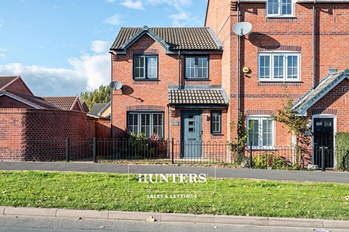 3 Bedroom Property To Rent In Ferrybridge Road, Pontefract, WF8