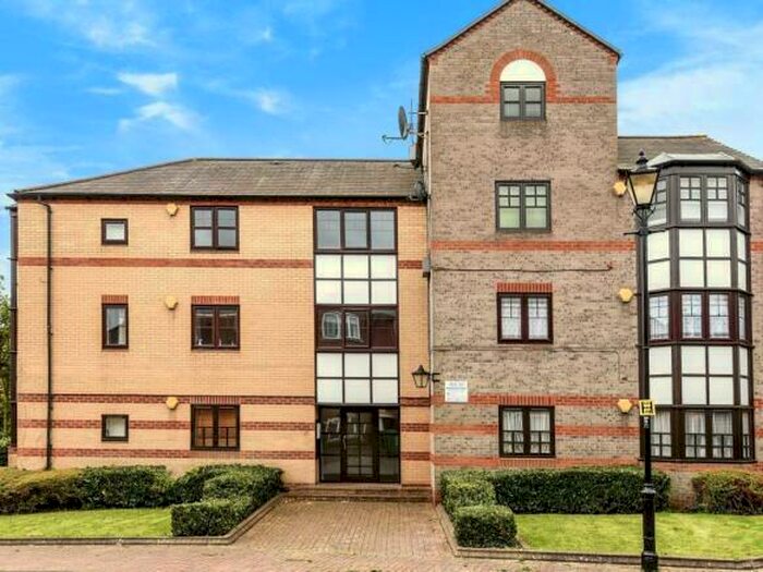 2 Bedroom Apartment To Rent In Rose Walk, Reading, RG1