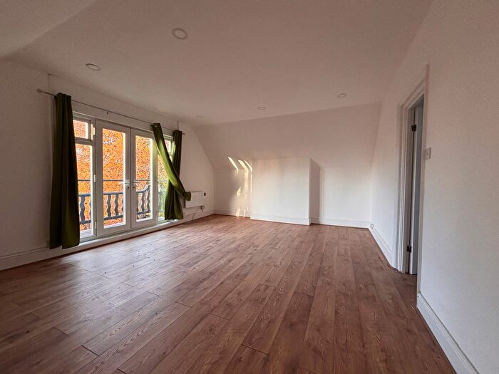 1 Bedroom Flat To Rent In Arboretum Road, Walsall, WS1