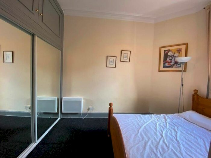 1 Bedroom Flat To Rent In Wardlaw Street, Gorgie, Edinburgh, EH11