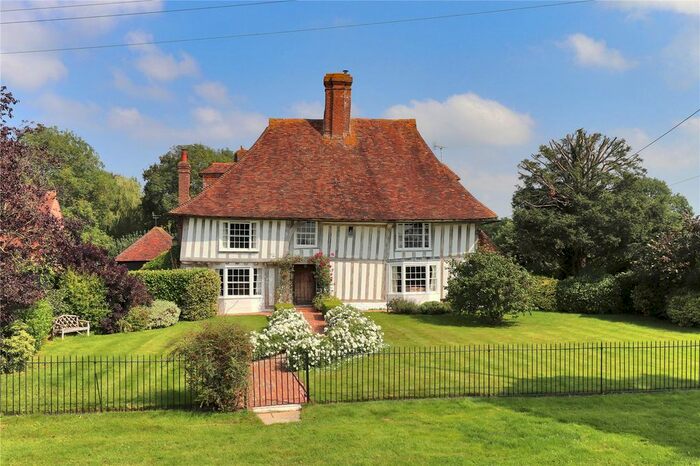 5 Bedroom Property For Sale In The Green, Woodchurch, Ashford, Kent TN26