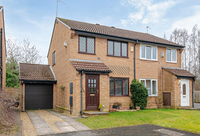 3 Bedroom Semi-Detached House For Sale In Slimbridge Close, Yate, Bristol, Gloucestershire, BS37