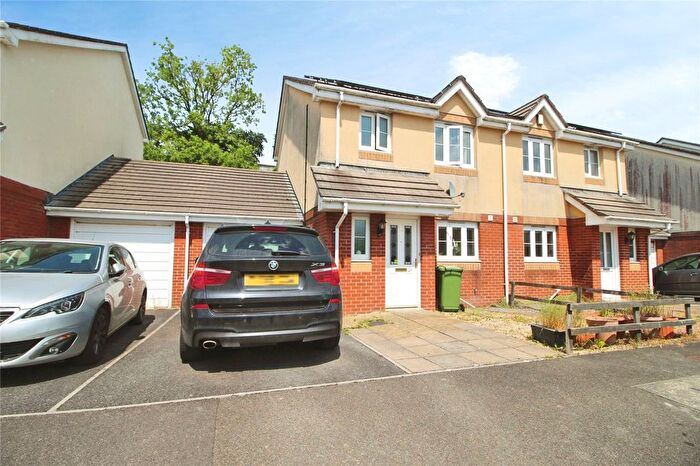 3 Bedroom Semi Detached House To Rent In Woodland View, Holsworthy, Devon, EX22