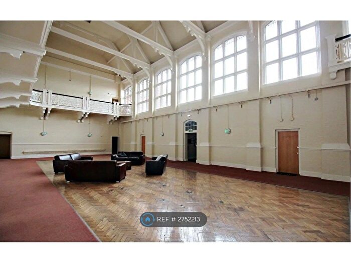 2 Bedroom Flat To Rent In Old College Court, London, DA17