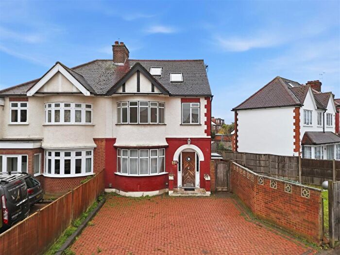 4 Bedroom Semi Detached House For Sale In Riversfield Road, Enfield, EN1