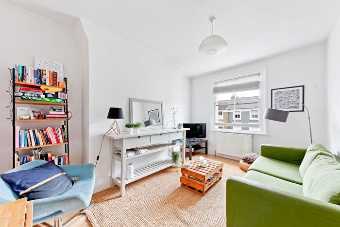 1 Bedroom Flat To Rent In Burnley Road, London, SW9