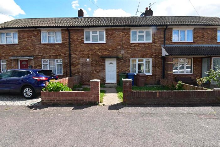 3 Bedroom Terraced House To Rent In St Augustine Road, Chadwell St Mary, RM16