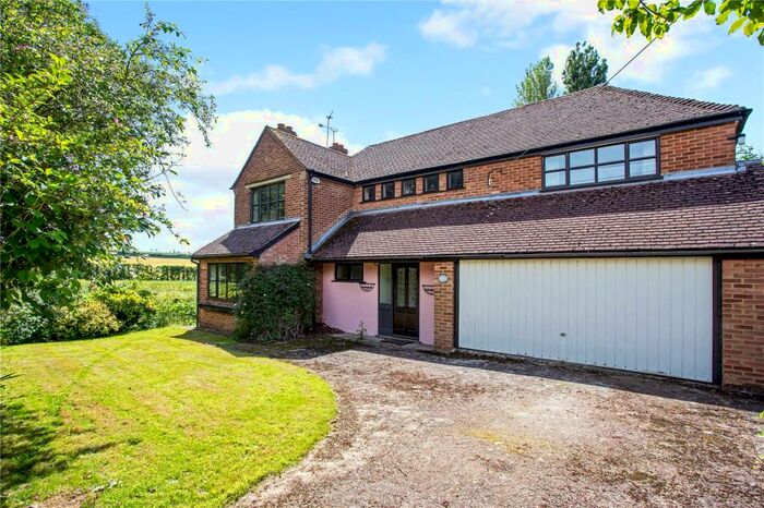 4 Bedroom Detached House For Sale In The Rocks Road, East Malling, West Malling, Kent, ME19