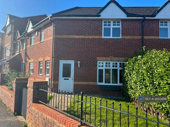 3 Bedroom Terraced House To Rent In Sandycroft Avenue, Wythenshawe, Manchester, M22