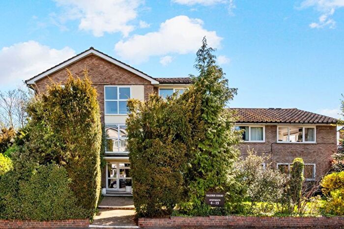 1 Bedroom Flat To Rent In Stanley Road, Sutton, Surrey, SM2