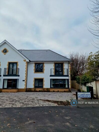 3 Bedroom Terraced House To Rent In Carbery Avenue, Bournemouth, BH6