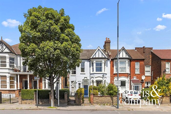 2 Bedroom Flat For Sale In Wrottesley Road, Kensal Rise, NW10