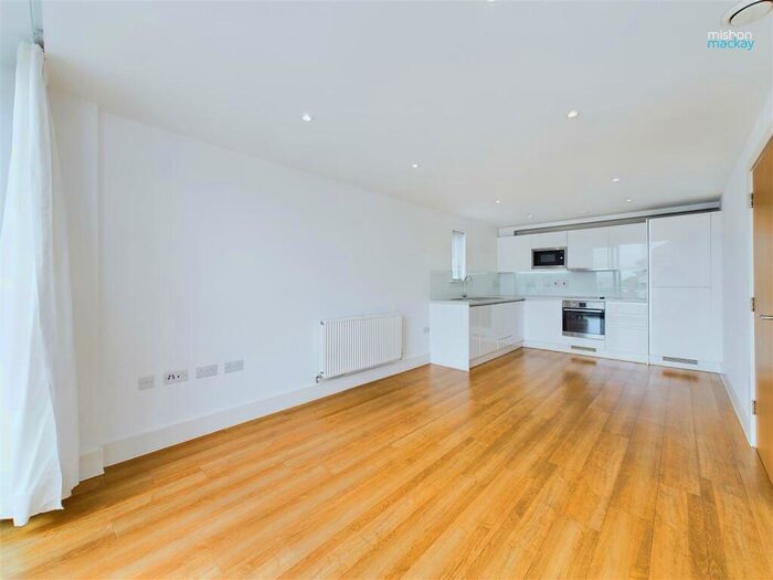 1 Bedroom Flat To Rent In Dyke Road, Brighton, BN1