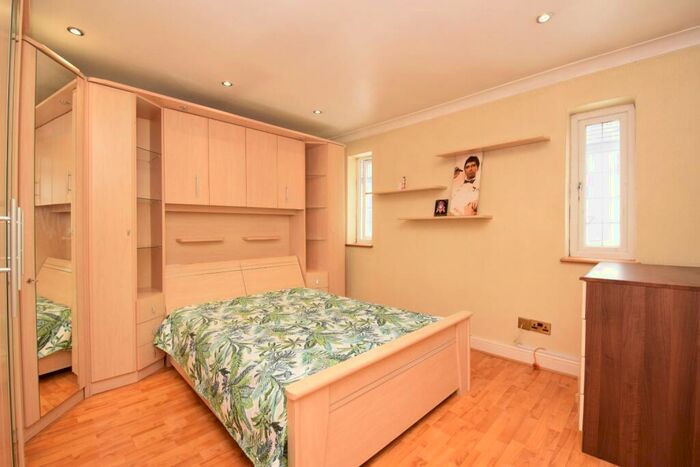 1 Bedroom Flat To Rent In Pebworth Road, Harrow, Greater London, HA1