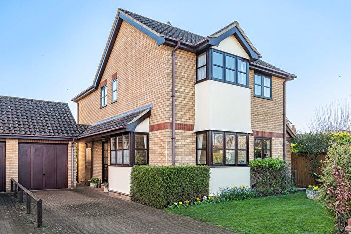 4 Bedroom Detached House For Sale In Cherry Tree Avenue, Stapleford, CB22