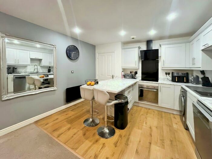 2 Bedroom Apartment To Rent In Navona House, Olsen Rise, Lincoln, LN2