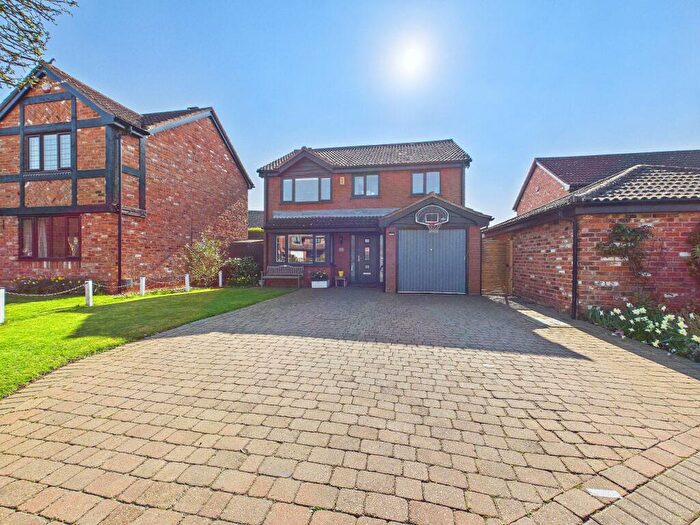 4 Bedroom Detached House For Sale In Teversham Way, Eaton Ford, St. Neots, PE19