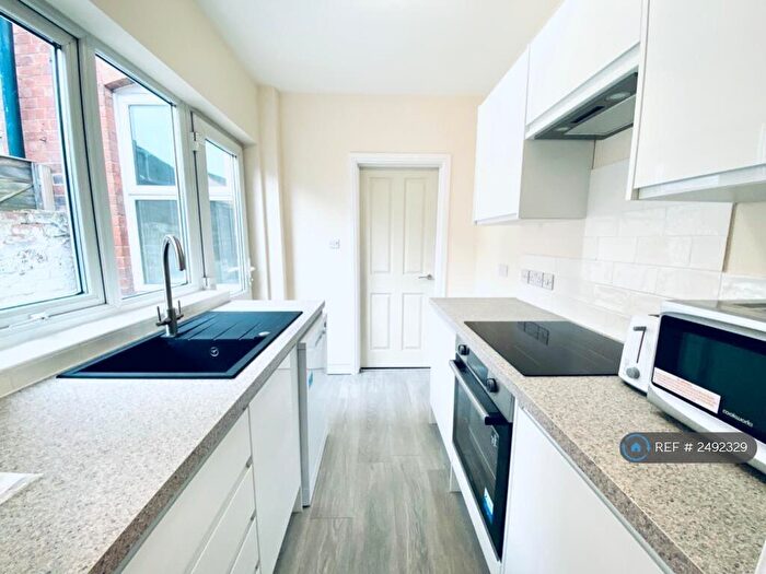 4 Bedroom Terraced House To Rent In Monks Road, Coventry, CV1