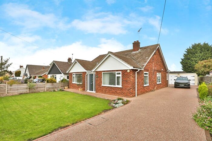 4 Bedroom Detached Bungalow For Sale In Stone Road, Toftwood, Dereham, NR19