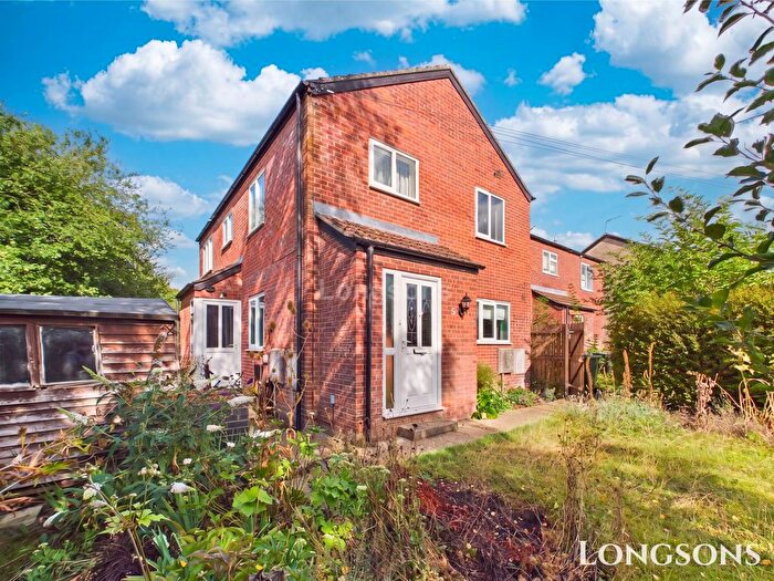 2 Bedroom Flat For Sale In Canons Close, Toftwood, NR19