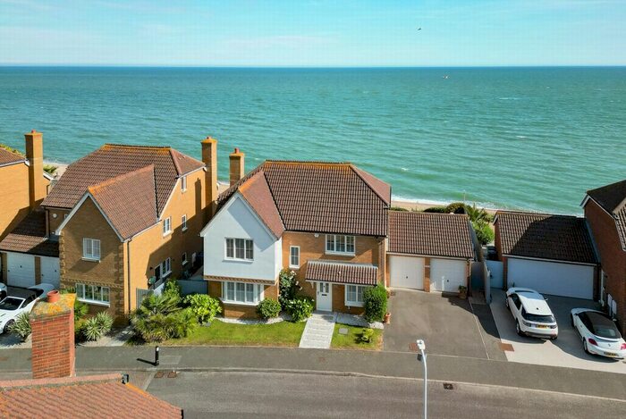 4 Bedroom Detached House For Sale In Lower Corniche, Hythe, CT21